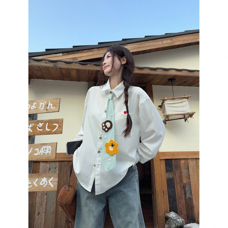 Academy-Style Color-Blocked Bear Tie Long-Sleeve White Shirt for Women, 2026 Spring New Chic Design Layered Top