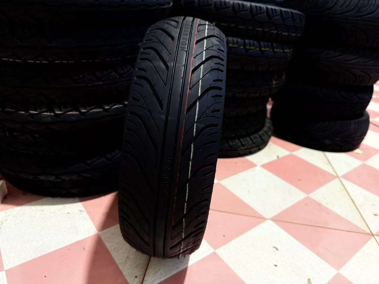 120 70-12 Tires Motorcycle Tires Electric Vehicle Tires Vacuum Tires Scooter Tires Off-Road Tires