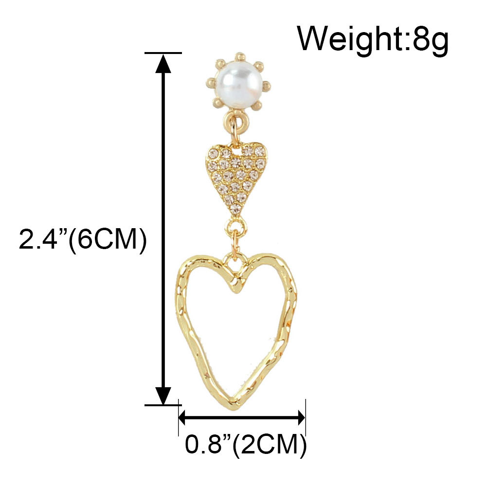 Retro Alloy Inlaid Pearl Diamond Heart-shaped Earrings display picture 1