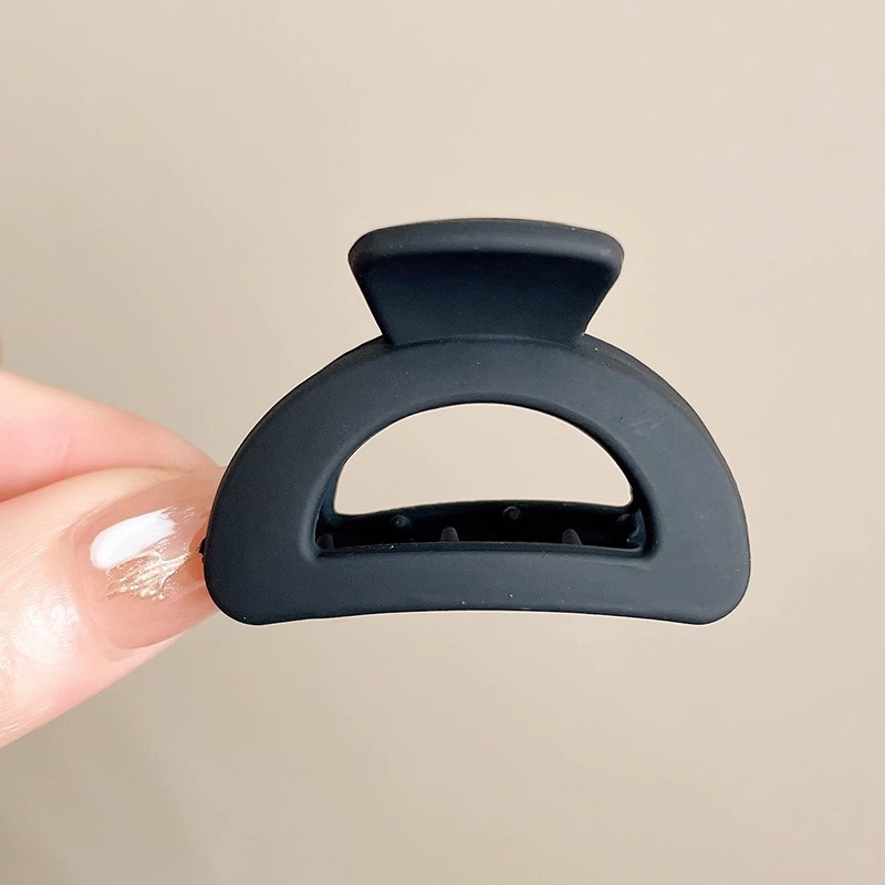 Cascada alta cola de caballo artefacto fijo clip pequeño horquilla femenino 2025 nuevo sombrero de clip de sentido avanzado en la parte posterior de la cabeza