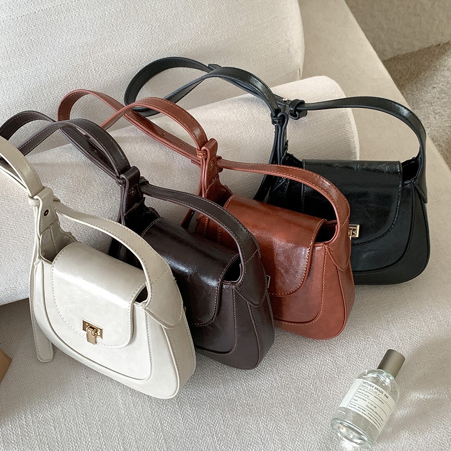 Version coréenne de la coque portable Meilad pour filles, housse à rabat avec boucle de niche, sac à bandoulière léger, sac à bandoulière en PU_voghion.com