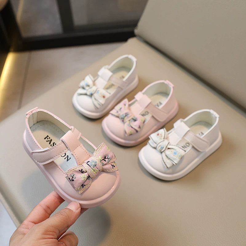 Осень 2023 Новая корейская модная обувь принцессы От 0 до 2 лет Кожаная обувь с мягкой подошвой в китайском стиле для девочек с бантом