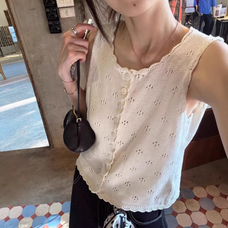 French-Style White Hollow-Out Sleeveless Knitted Camisole for Women, Unique and Beautiful Summer Vest Outerwear Top
