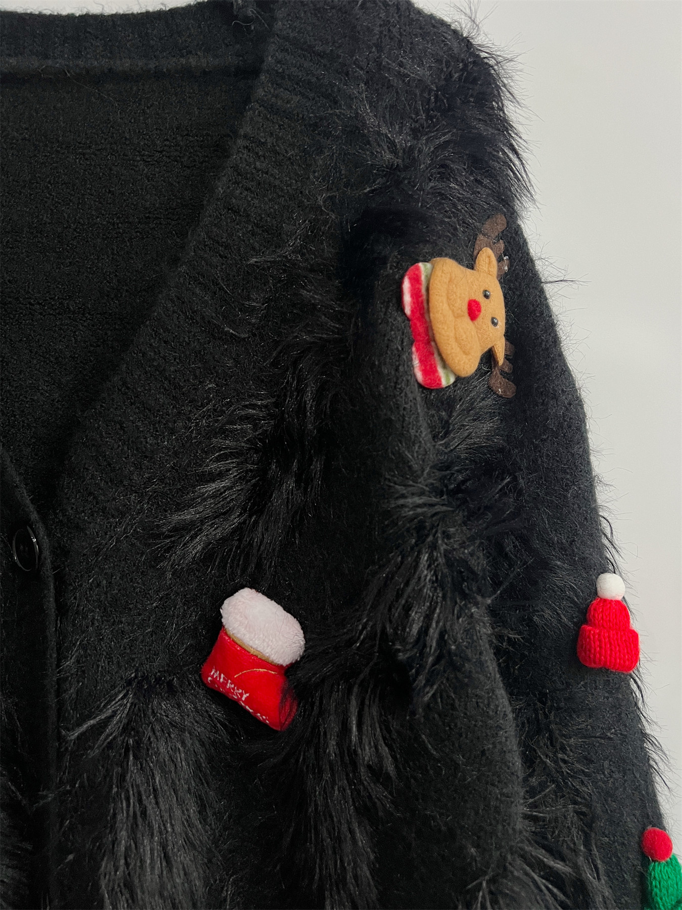 Damen Weihnachtskardigan In Rot Mit Nerzoptik Und Applikation_voghion.com