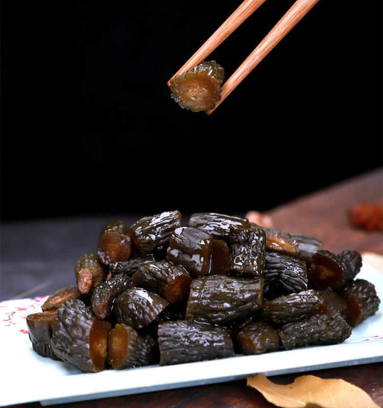 Juye Bao Crispy Cucumber Instant Snack, Spicy and Crisp Cucumber Skin Sauce, Salty Pickled Cucumber