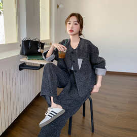 菸灰色小香风套装女春秋2026新款西装两件套流行超火ootd爆款气质