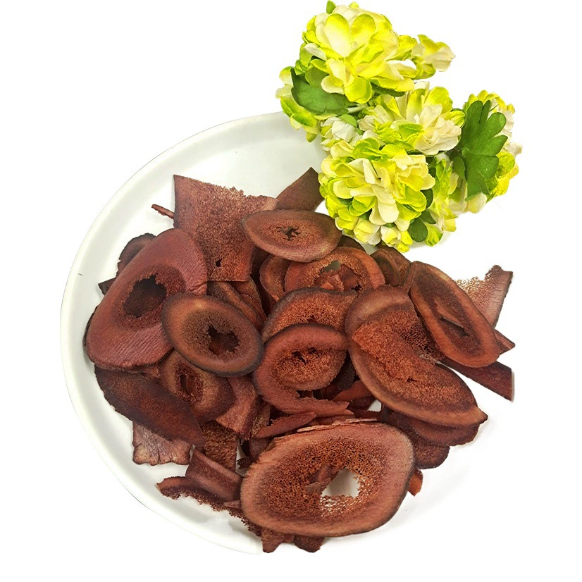 Кусочки, остатки и фрагменты кровяных срезов из оленьих рогов северо-восточной провинции Цзилинь для замачивания в вине, ингредиенты для супов, питательный женьшень и рога оленей.