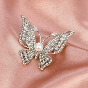 Fashionable Alloy Brooch Pin with Rhinestone Butterfly for Women's Clothing
