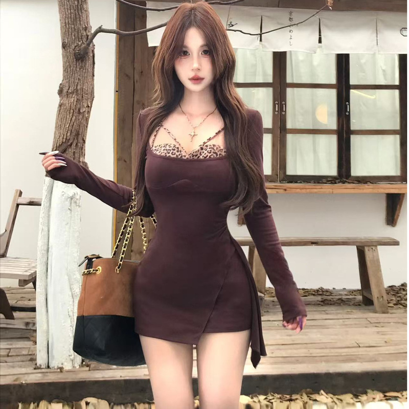 French-Style Leopard Print Faux Two-Piece Dress for Slightly Plump Women, 2025 Winter Long-Sleeve Slim-Fit High-End Elegant Short Dress