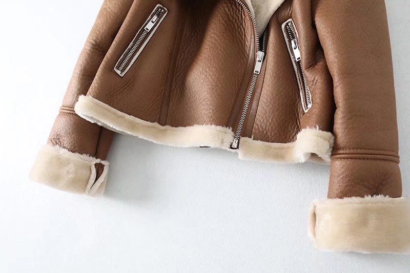 Y2K 2024 Fréijoer Hierscht Neit Produkt Dammemoud Street Style Casual Kuerzmantel mat Pelz a Lieder M2_voghion.com