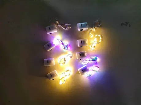 Small white box color 3 function 3 meters 30 lights (with battery)