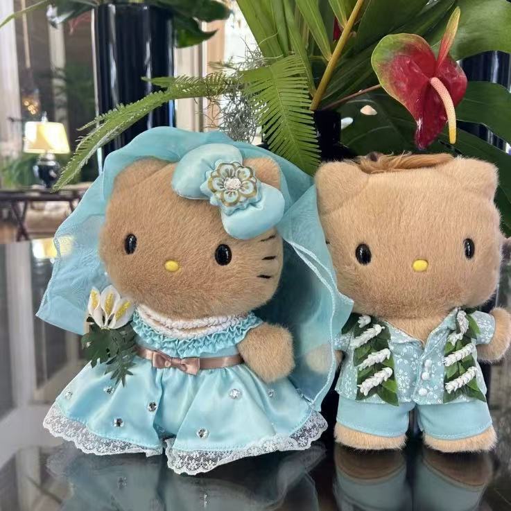 卡通动漫新款联名限定款蓝调风情KT毛绒公仔婚礼主题婚纱套装批发|undefined