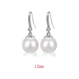 项链;耳环;耳钉