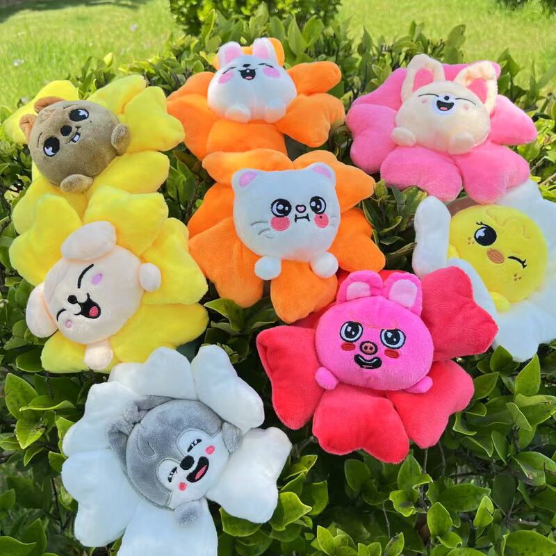Spot New Straykids Fast Flash Same Style Doll Skzoo Flower Pen Bag Sun and Week Flash Cute Peripherals