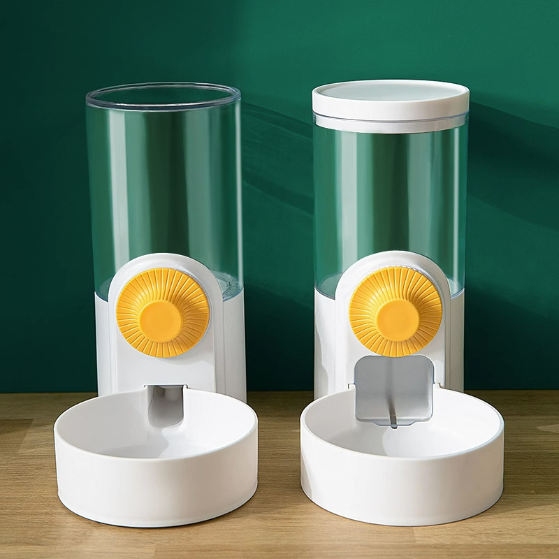 Mascota de color caramelo de gran capacidad jaula colgante fuente de beber jaula de perro colgante hervidor de agua gato Alimentador automático para beber