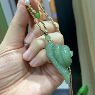 Jin Yu Tang Xinjiang Hetian Jade Twist Dry Pendant Kun Ying Run Delicate Shape Unique Authority Identification Straight Hair