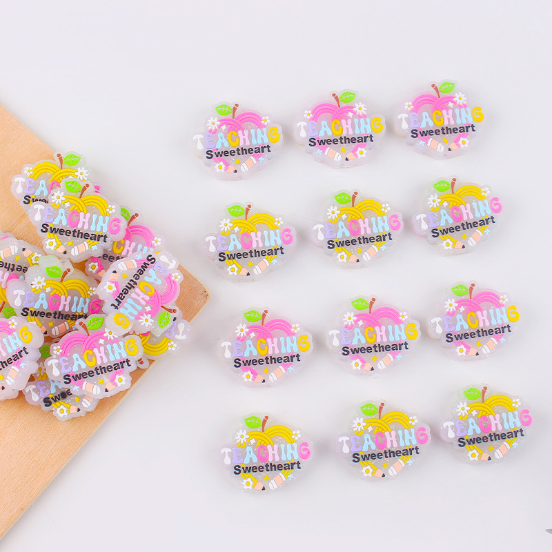 Productos para bebés Día del Maestro de dibujos animados silicona pequeña creatividad DIY baby molar tetina cadena de accesorios de cadena