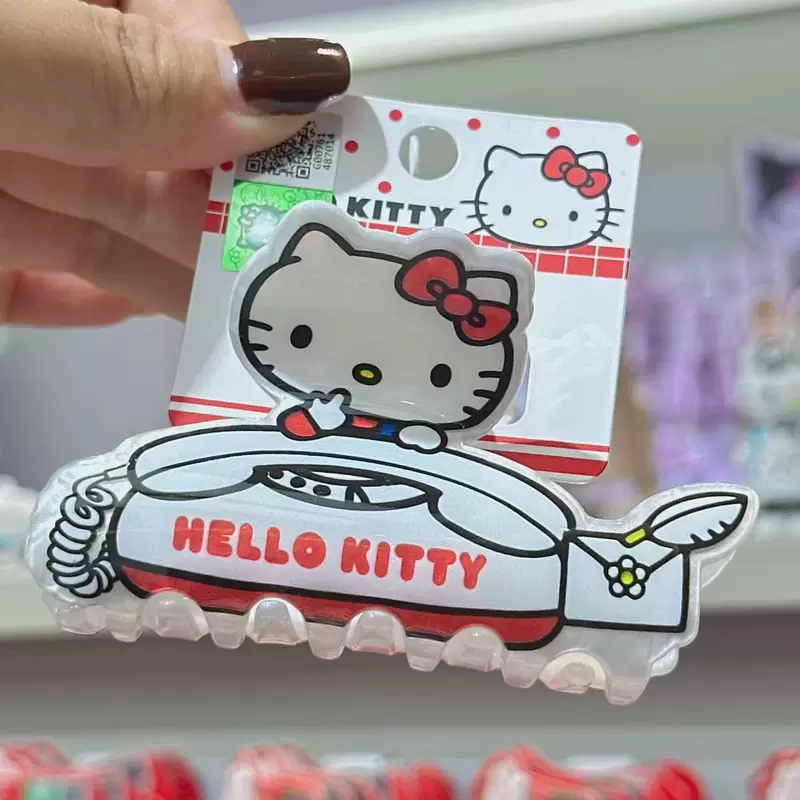 Hello kitty, genuine crab pin