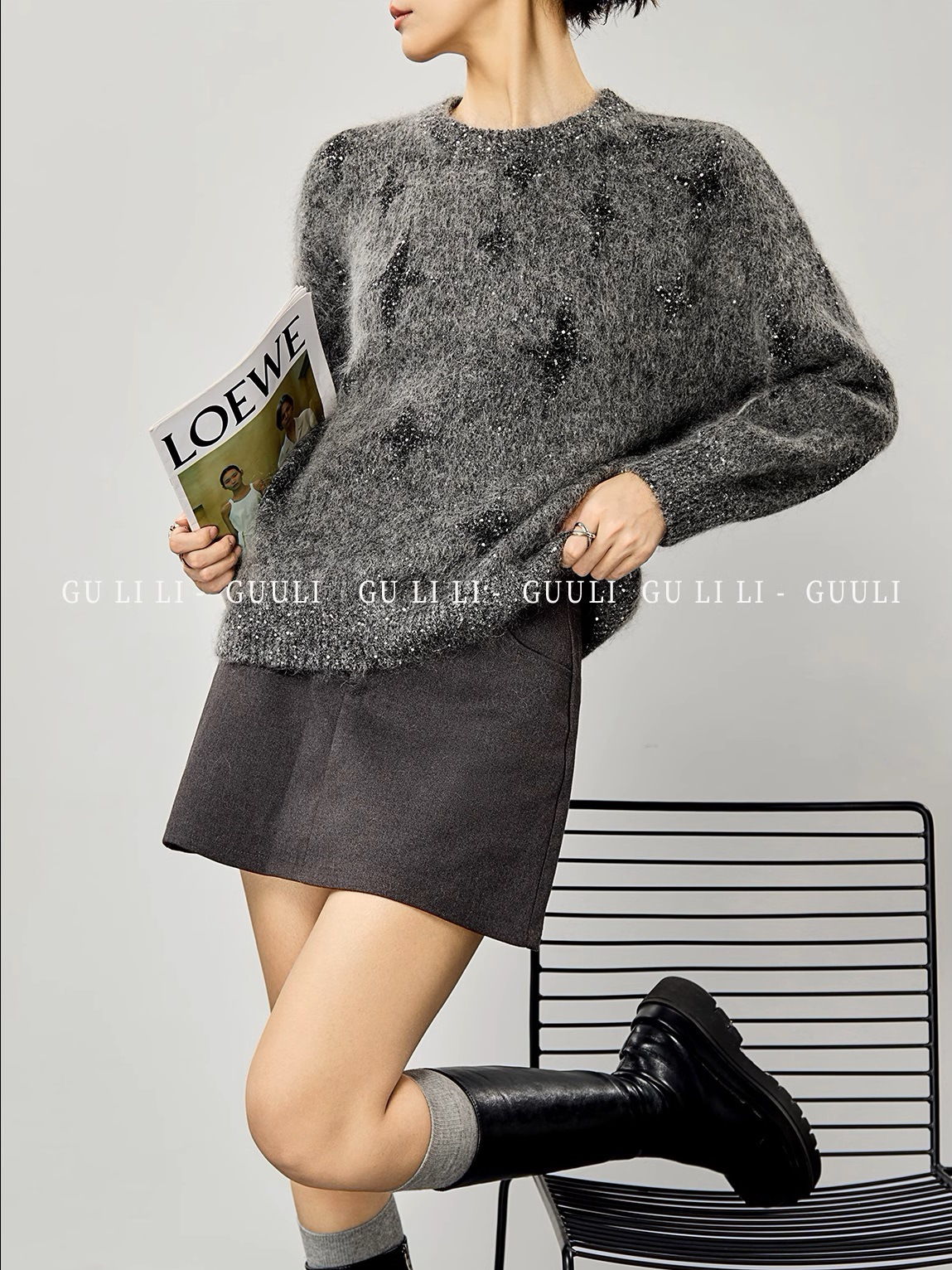 区里Guuli/灰色の丸首のプルオーバー