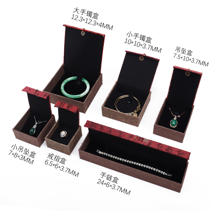 Caja de joyería de lino tejido con borlas, caja para anillos, caja para cuentas budistas, caja para pulseras y brazaletes, caja para pulseras al por mayor.