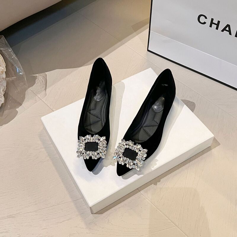 2025 New French Style Autumn and Winter Solid Color Square Buckle Flats Low Heel Shiny Rhinestone Shallow High Heel Pointed Toe Soft Sole 2025 New French Style Autumn and Winter Solid Color Square Buckle Flats Low Heel Shiny Rhinestone Shallow High Heel Pointed Toe Soft Sole