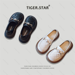 女童皮鞋黑色2024春秋新款兒童鞋子小女孩公主鞋單鞋英倫風豆豆鞋