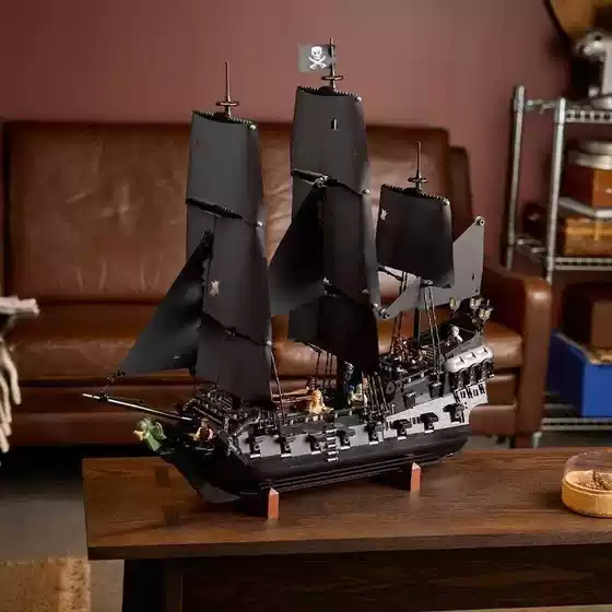 Compatible with LEGO Pirates of the Caribbean Captain Jack Black Pearl Building Blocks 10365 Assembly Toy for Boys