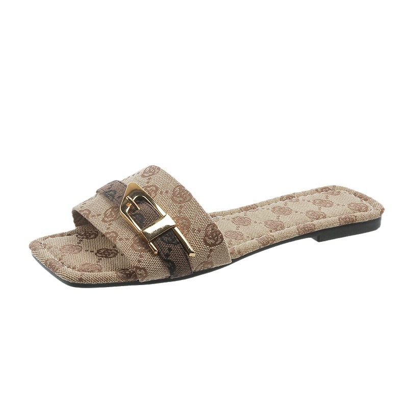 Plus Size Women's Fashionable Casual Flat Sandals Summer Style One Strap Metal Versatile Sandals_voghion.com