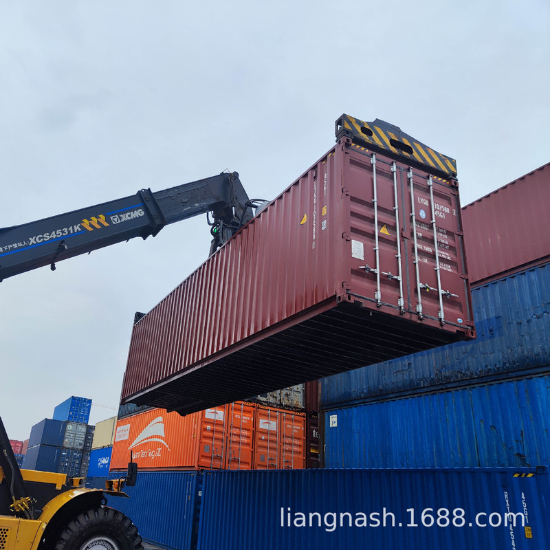 Used Sea Freight Containers, Standard Dry Cargo Containers, Logistics Transportation and Warehousing, Old Container Units Available for Rent and Sale Used Sea Freight Containers, Standard Dry Cargo Containers, Logistics Transportation and Warehousing, Old Container Units Available for Rent and Sale