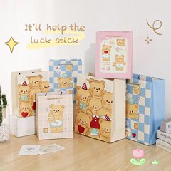 子供ギフトバッグ加工漫画ギフトバッグ美しい手提げ紙袋クリエイティブかわいい動物誕生日ギフトバッグ