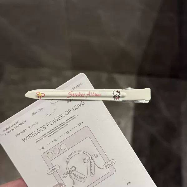KT cat clip [off-white]