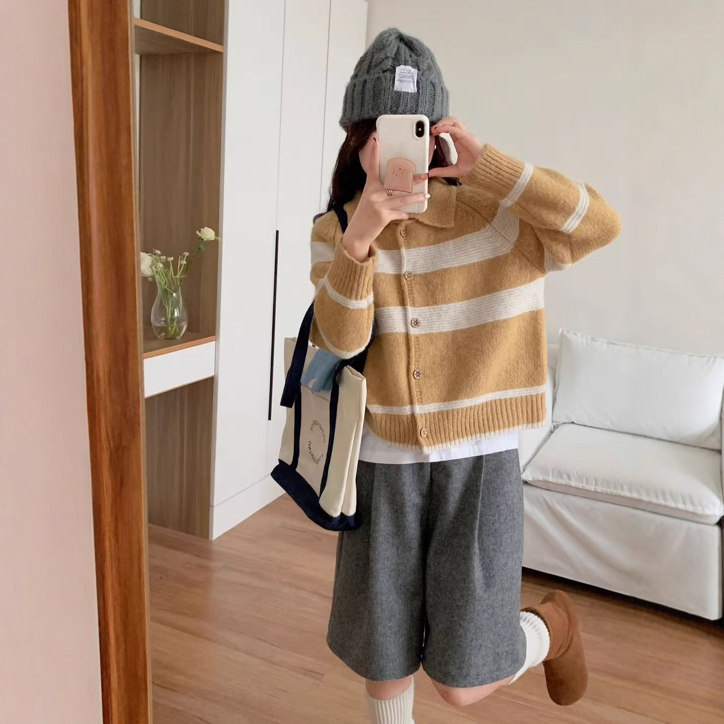 Coreano retro contraste a rayas suéter con solapa Cardigan abrigo de mujeres otoño invierno suelto viento perezoso camiseta de punto pequeña