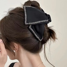 ձlAŮ¿pݱPlץAǊAٴ̖~AE18