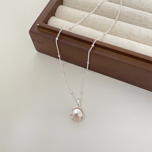 Niche high-end exquisite single pearl necklace for women, versatile accessories, temperament, non-fading clavicle chain, new product