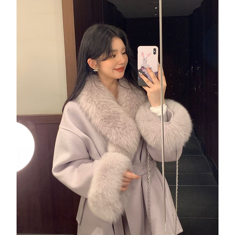 스모크 퍼플 (모피 칼라 + 소매 털 포함)