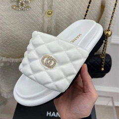 2023春夏款菱格小香風魔術貼松糕厚底麵包拖鞋女一字休閒涼拖外穿