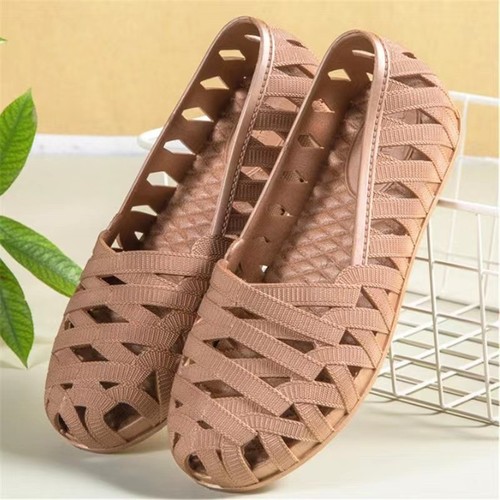  New Korean Style Women's Sandals Summer Baotou Hollow Flat Bottom Hole Nurse Hole Mom Shoes