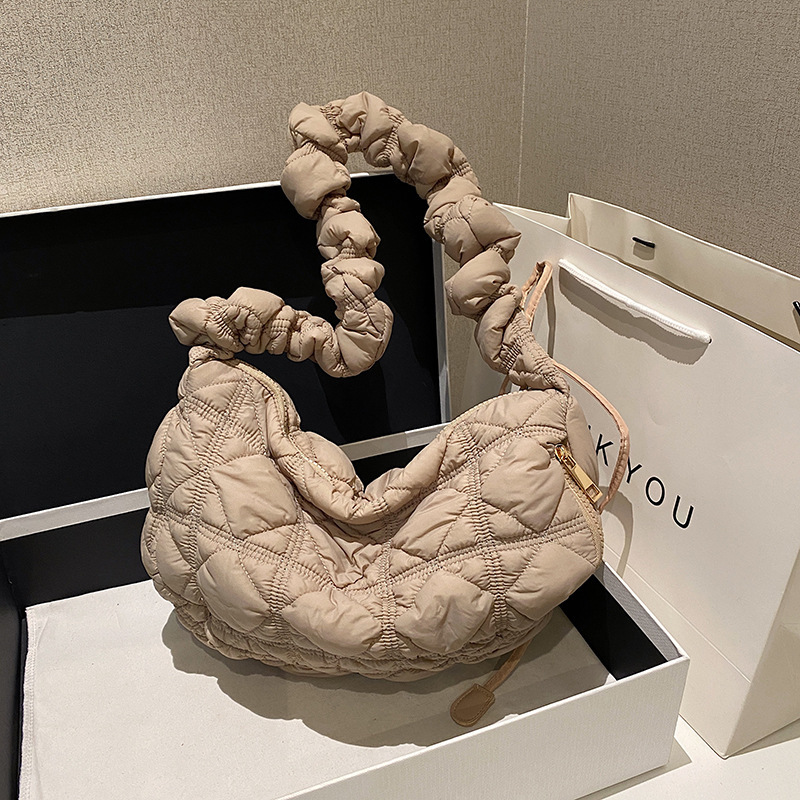Xiaozhong All-match Cloud Bag New Pleated Large Capacity Embroidery Dumpling Bag Drawstring Crossbody Bag Women's Shoulder Handbag