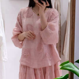 休闲长袖苎麻衬衣女2026夏季新款圆领立体绣花薄麻气质T恤小衫