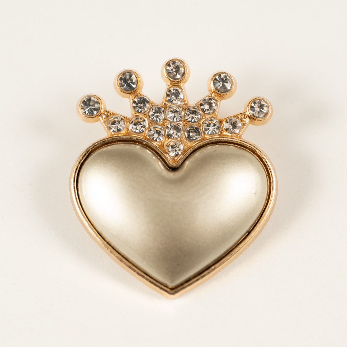 Broche haut de gamme en alliage de zinc, neuve et transfrontalière, en forme de cœur, pour vêtements, chapeaux, chaussettes et accessoires (vente en gros)._voghion.com