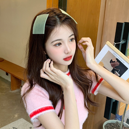 Ouyang Nana's same color bangs post, seamless Velcro stickers for women's broken hair, hair stickers, sticky hair artifact headgear