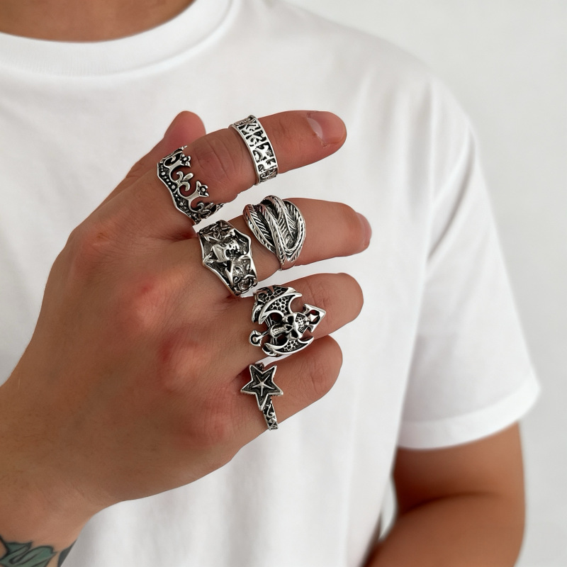European and American Cross-Border Popular Men's Hand Jewelry, Personalized Retro Skull Ring, Geometric Stacking Ring, Fashion Jewelry
