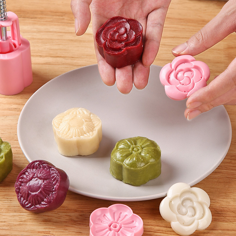 新しい中秋の花形の月餅の鋳型の製作の模型の印具の氷の皮の緑豆の餅の菓子の手は家庭の焙煎して磨きます。|undefined