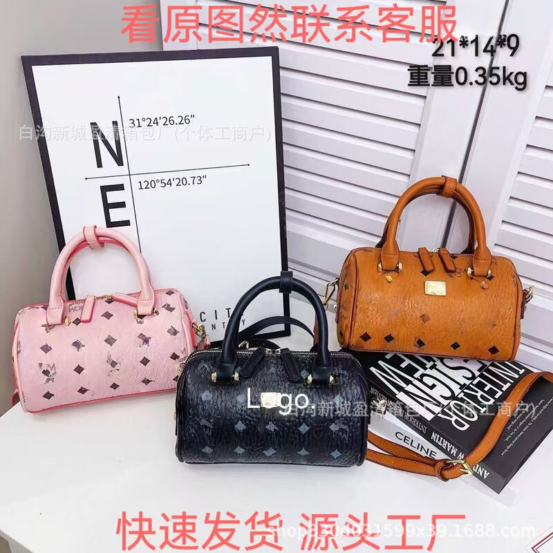 2026 New Model m Boston Shoulder Bag Crossbody Bag Fashion Classic Clutch Bag Commuter Women's Bag Cross-Border Wholesale