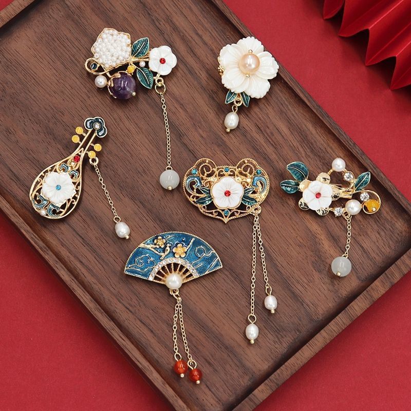 Retro enamel, classic brooch, cheongsam, accessory lapel pin, pendant, flowered