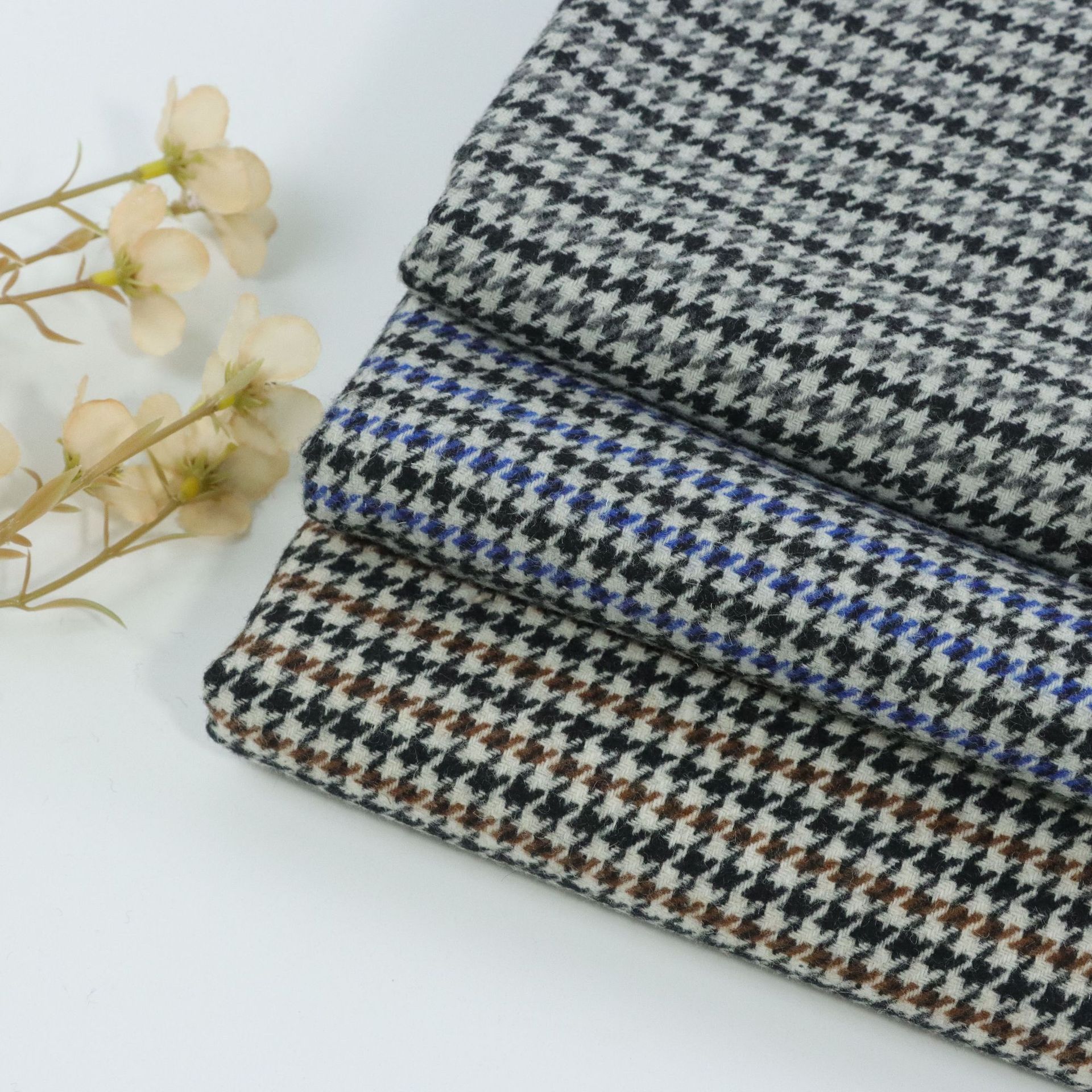 人字呢，粗纺千鸟格，呢绒毛呢磨毛格羊毛色织千鸟格色织格子化纤