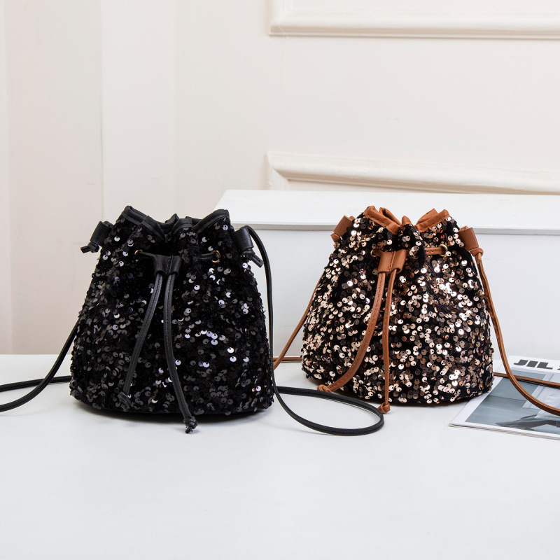Bolso de moda de sequilla en línea 2025 otoño nuevo estilo versátil bolso de hombro mochila coreano bolso de cubo