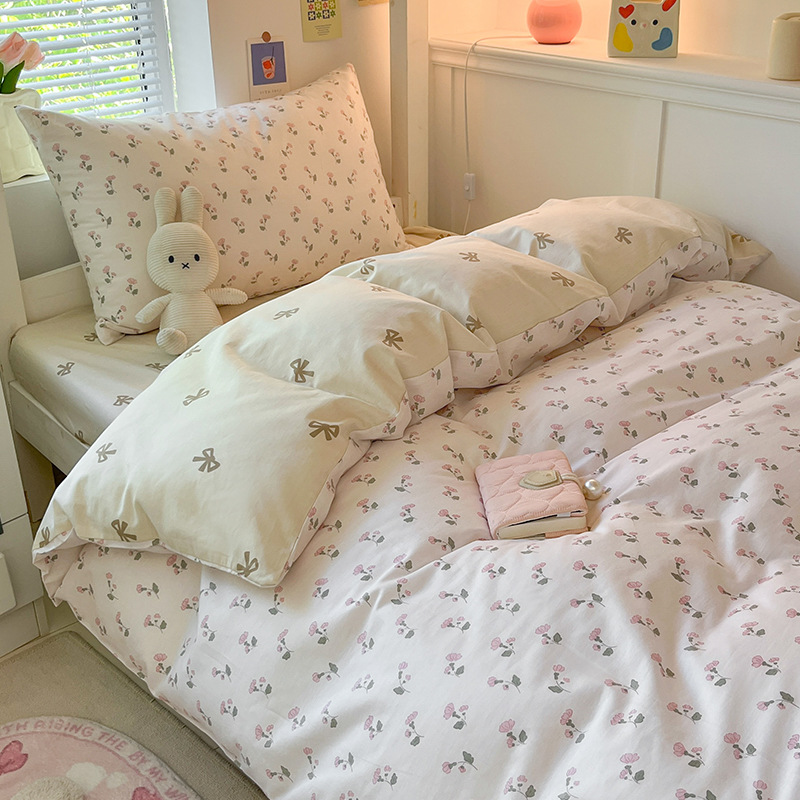 Pequeño algodón fresco dormitorio de estudiantes universitarios cama de tres piezas algodón puro 2025 nuevo traje de sábanas de verano de cuatro piezas