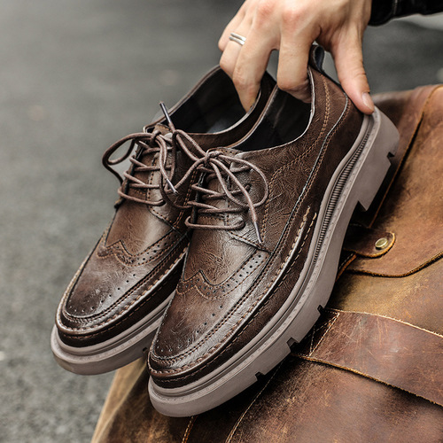 Casual leather shoes for men, autumn business workwear, trendy shoes, Brogue Martin men's shoes, British style versatile low-cut sneakers