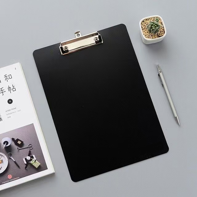 Clip de tablero de carpeta A4 tablero de escritura Clip de tablero de escritura Clip de menú Clip de datos Clip de tablero duro Fabricante